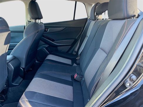 Used 2019 Subaru Crosstrek 2.0i Premium w/ Eyesight System image 23