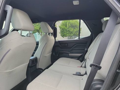 Used 2025 Toyota 4Runner SR5 AWD/4WD image 8