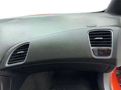 Used 2016 Chevrolet Corvette Stingray Coupe w/ Battery Protection Package image 28