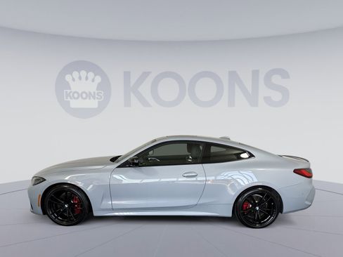Used 2023 BMW 440i xDrive Coupe w/ Premium Package image 2