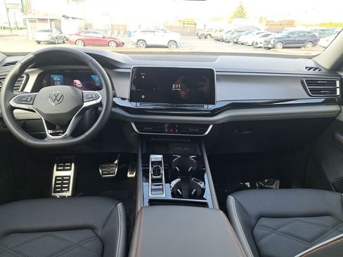 New 2026 Volkswagen Atlas Peak Edition image 21