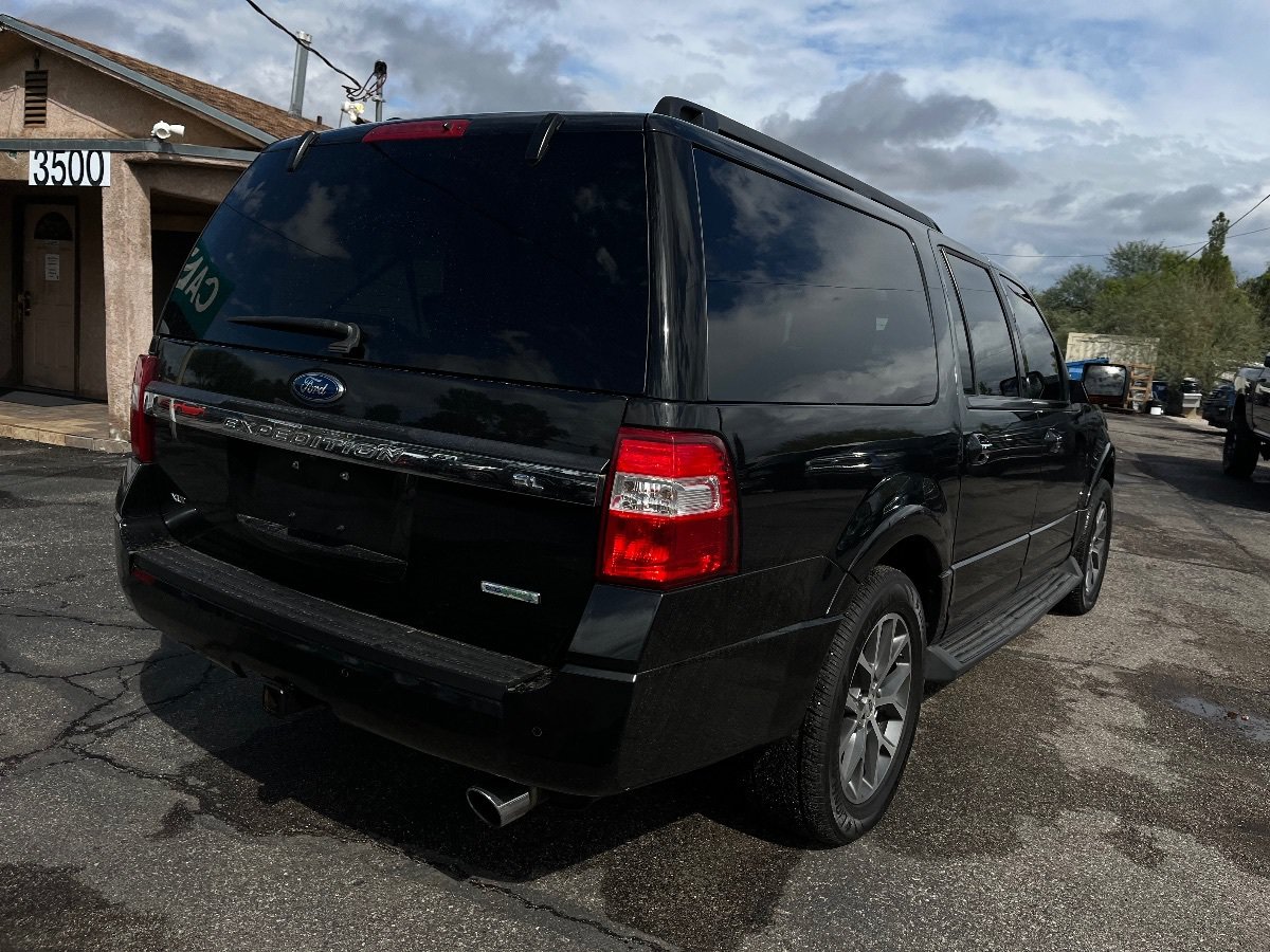 Used 2015 Ford Expedition EL XLT w/ Equipment Group 202A RWD image 5