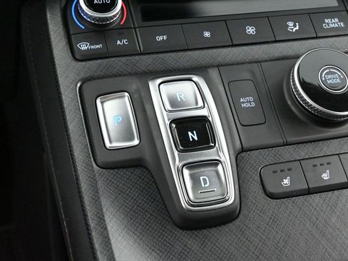 Used 2025 Hyundai Palisade Limited image 24