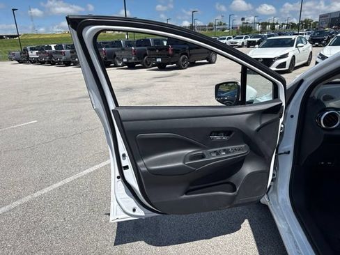 Certified 2025 Nissan Versa SV w/ Trunk Package FWD image 9