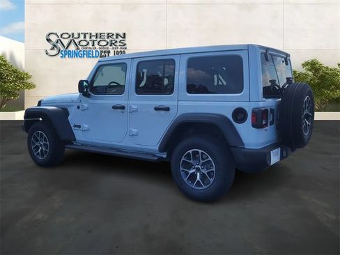 Used 2025 Jeep Wrangler Unlimited Sport AWD/4WD image 3