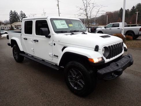 New 2026 Jeep Gladiator Sport image 9