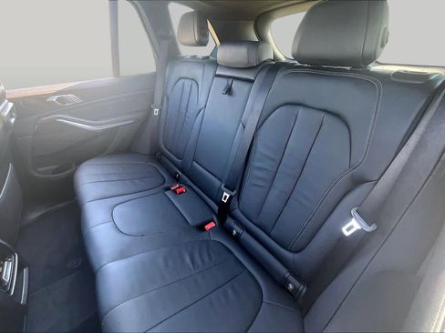 Used 2020 BMW X5 sDrive40i w/ Convenience Package RWD image 19