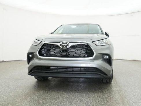 New 2026 Toyota Highlander Limited image 46