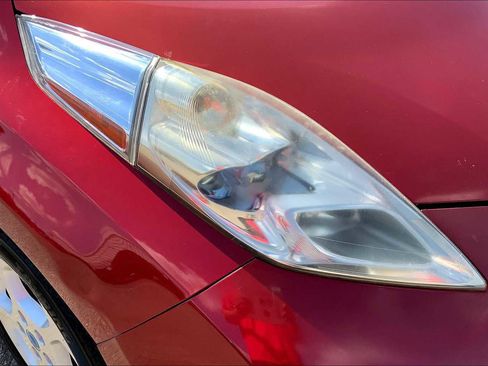 Used 2012 Nissan Leaf SV image 25