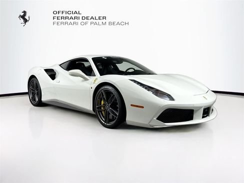 Certified 2016 Ferrari 488 GTB RWD image 1