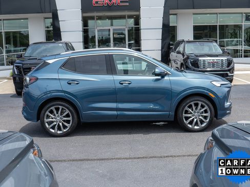 Used 2024 Buick Encore GX Avenir w/ Avenir Technology Package FWD image 2
