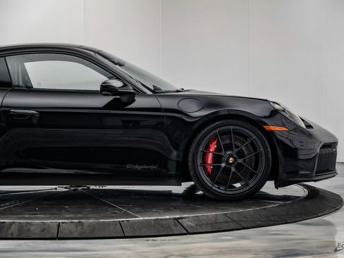 Used 2026 Porsche 911 Carrera 4 GTS AWD/4WD image 21