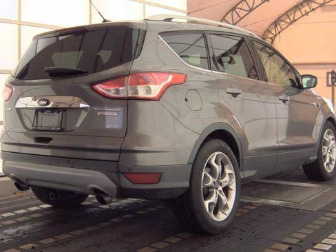 Used 2014 Ford Escape Titanium w/ Equipment Group 401A FWD image 4