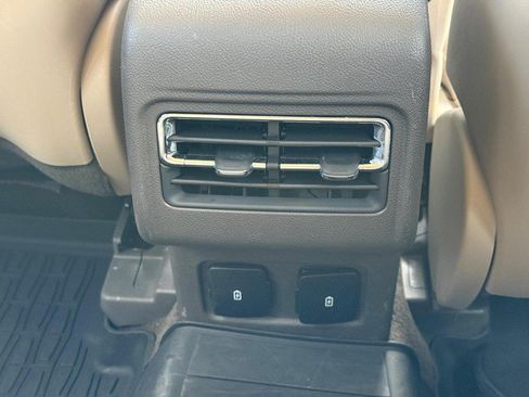 Certified 2023 Lincoln Corsair AWD w/ Equipment Group 101A image 15