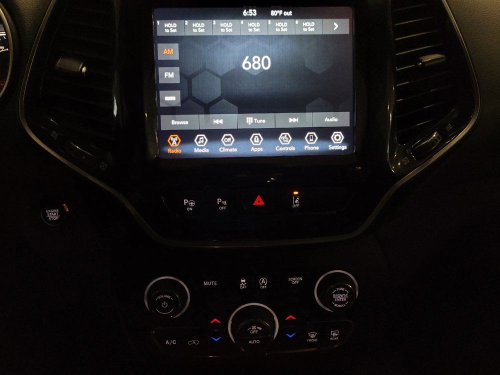 Used 2021 Jeep Cherokee Limited AWD/4WD image 25