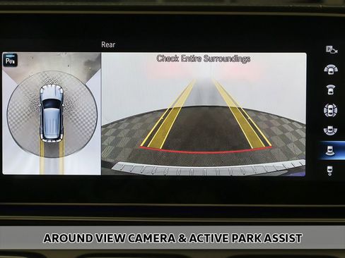 Used 2023 Mercedes-Benz GLE 450 4MATIC w/ AMG Line Exterior image 7