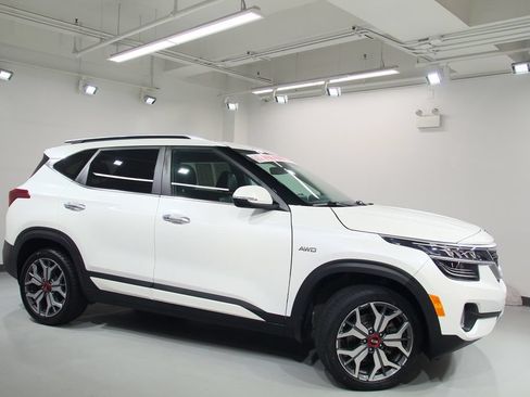 Used 2021 Kia Seltos SX AWD/4WD image 11