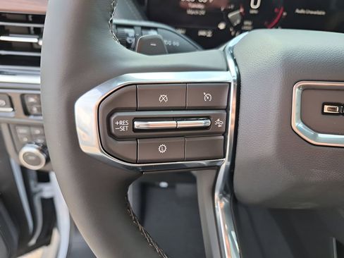 New 2026 GMC Yukon Denali image 34