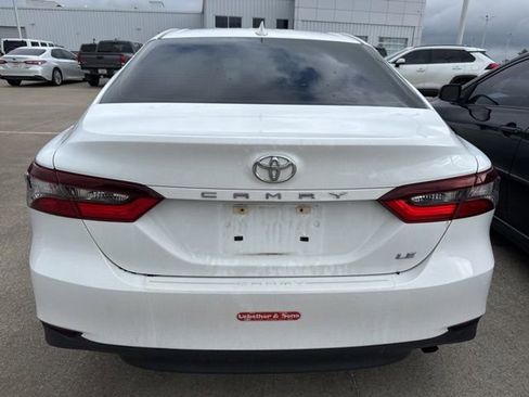 Used 2022 Toyota Camry LE w/ Cold Weather Package FWD image 7