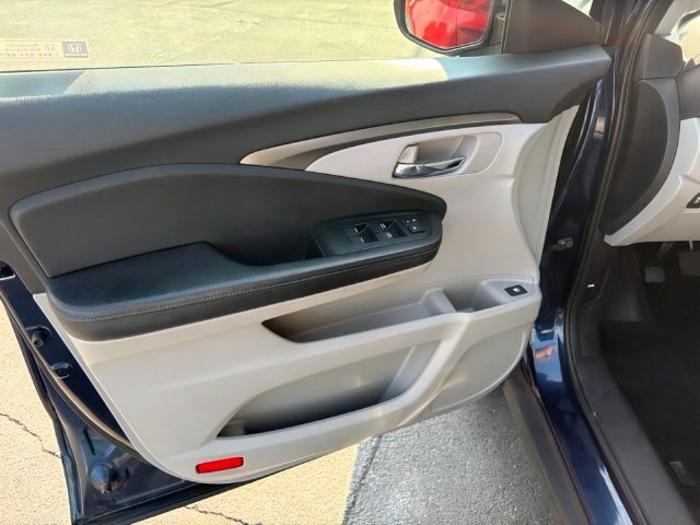 Used 2018 Honda Ridgeline RTL image 18