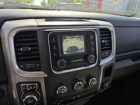 Used 2023 RAM 1500 Classic SLT AWD/4WD image 17