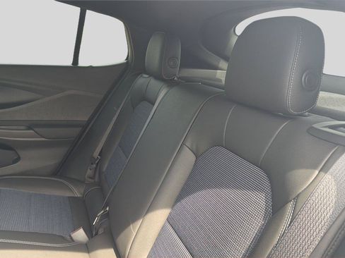 New 2026 Buick Envista Sport Touring w/ Convenience I Package FWD image 18