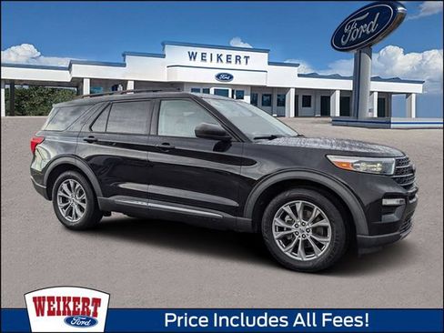 Certified 2021 Ford Explorer XLT w/ Equipment Group 202A RWD image 1