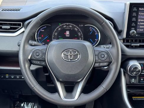 Used 2021 Toyota RAV4 Limited AWD/4WD image 9