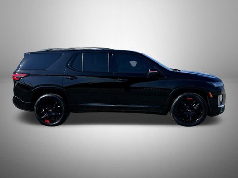 Certified 2023 Chevrolet Traverse Premier w/ Redline Edition AWD/4WD image 5