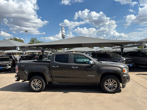 Used 2020 GMC Canyon SLT w/ Trailering Package AWD/4WD image 3