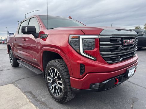 Used 2023 GMC Sierra 1500 AT4 w/ AT4 Premium Package image 4
