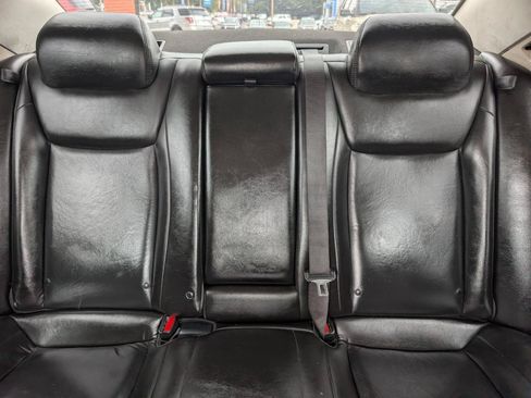 Used 2021 Chrysler 300 Touring L RWD image 33