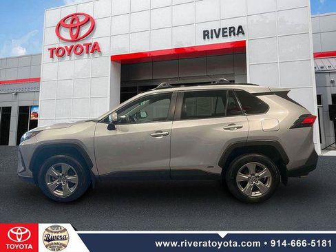 Certified 2023 Toyota RAV4 XLE AWD/4WD image 6