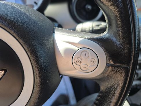 Used 2010 MINI Cooper Hardtop image 32