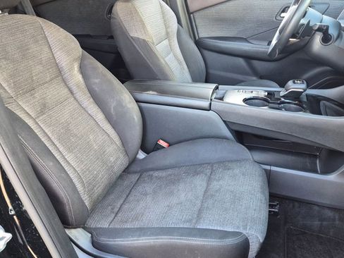 Used 2021 Nissan Rogue SV FWD image 19