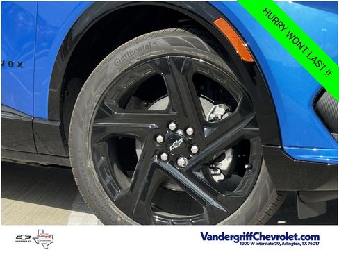 New 2026 Chevrolet Equinox EV RS FWD image 26