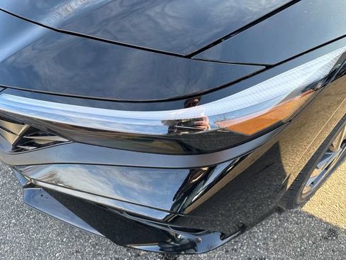 New 2026 Hyundai Elantra Limited image 15