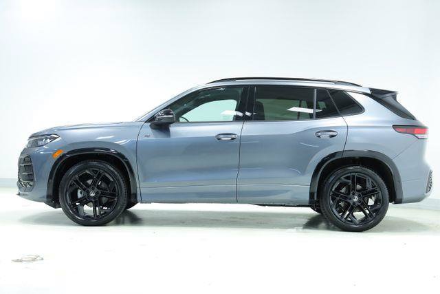 New 2026 Volkswagen Tiguan SE R-Line FWD image 4