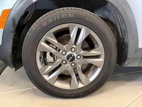 Used 2023 Kia Seltos LX image 15