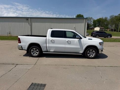 Used 2021 RAM 1500 Laramie AWD/4WD image 2