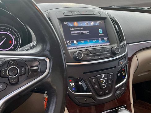 Used 2016 Buick Regal FWD image 7