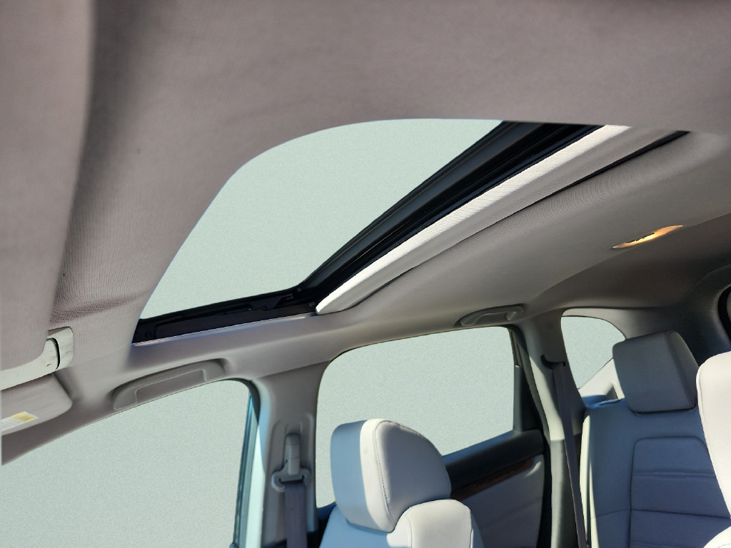 Used 2017 Honda CR-V Touring image 25