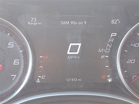 Used 2017 Dodge Charger SXT image 14