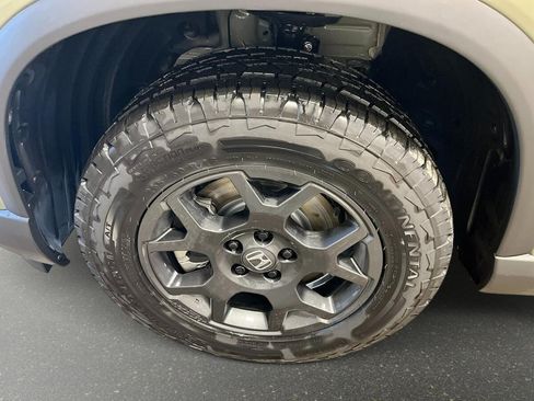 Used 2026 Honda Pilot TrailSport image 11