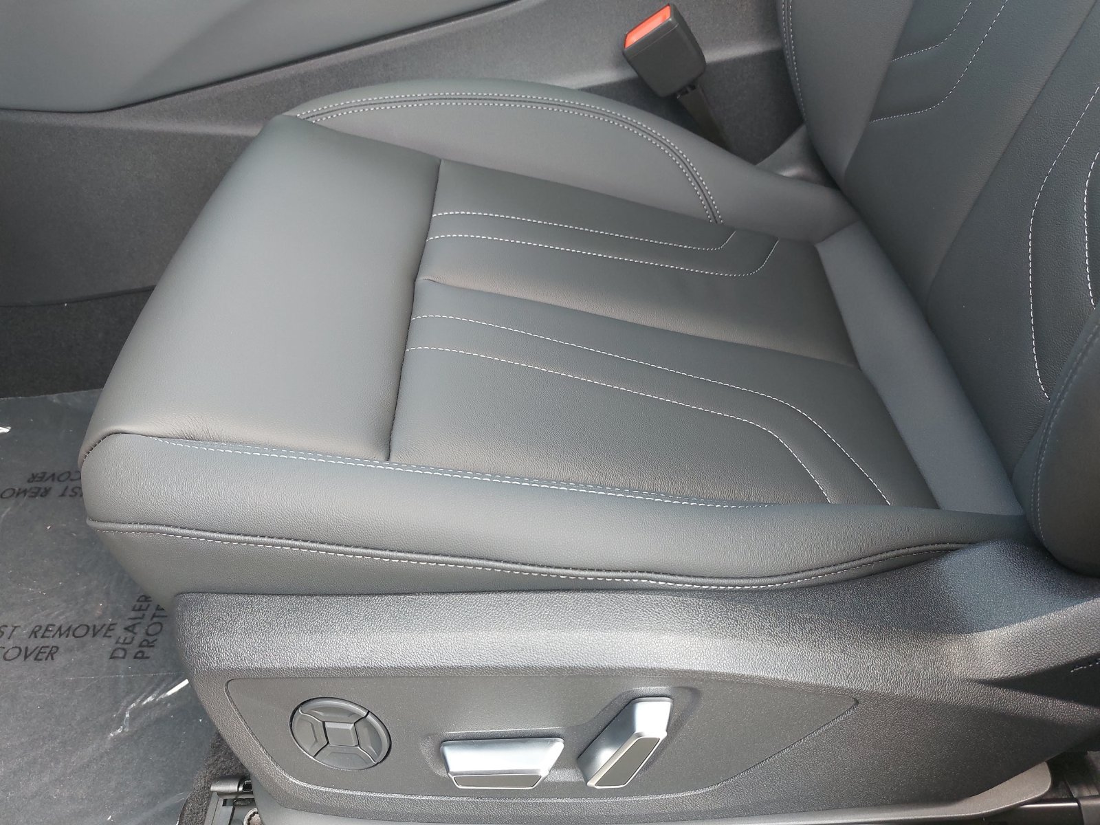 New 2026 Audi Q3 quattro 2.0T AWD/4WD image 32