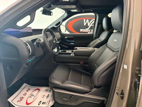 New 2027 Ford Expedition Max Platinum w/ Stealth Performance Package AWD/4WD image 8