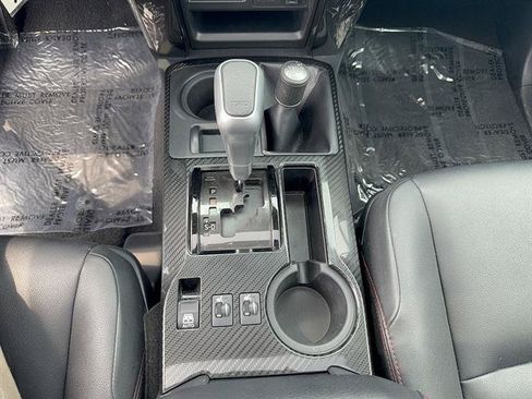 Used 2019 Toyota 4Runner TRD Off-Road Premium AWD/4WD image 20