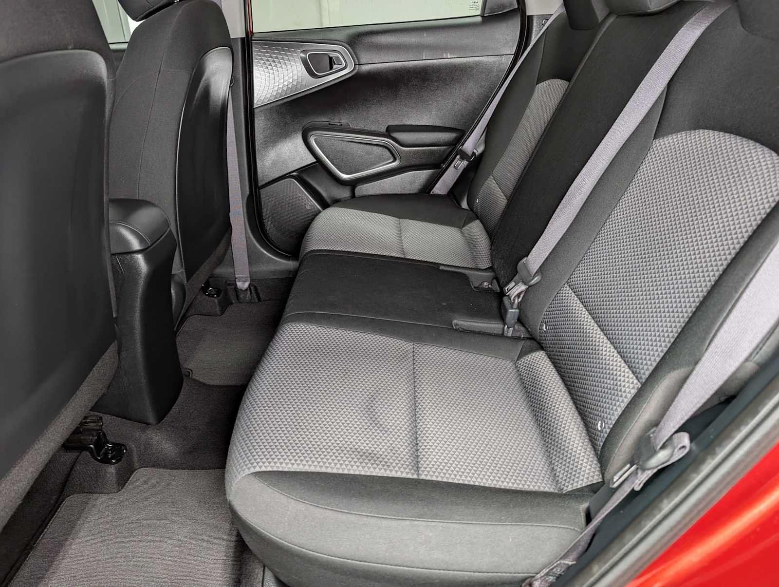 Certified 2023 Kia Soul LX w/ LX Technology Package FWD image 21