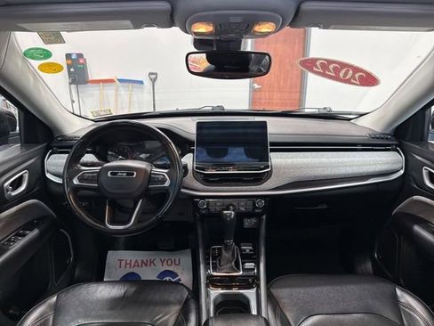 Used 2022 Jeep Compass Latitude w/ Sun and Sound Group image 43