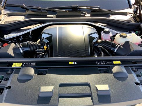 New 2025 Land Rover Range Rover Sport SV Edition Two image 9